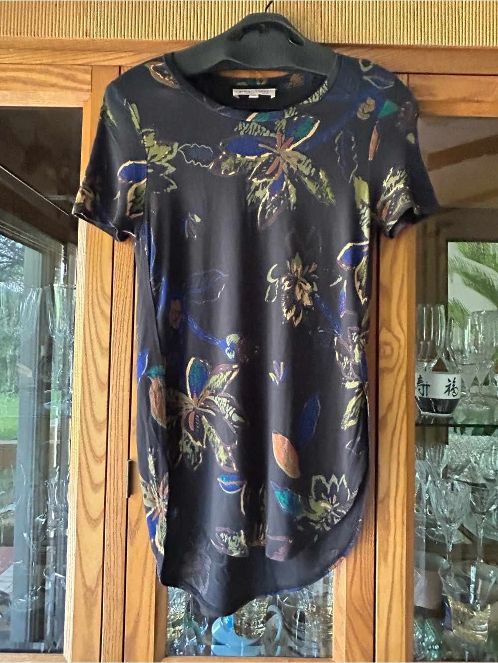 Women’s Black Floral Short-Sleeve Top, Size XS